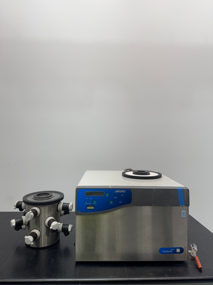 Image of Labconco FreeZone 4.5plus Benchtop Freeze Dryer